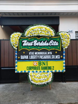 Papan Bunga Duka di Kirihi
